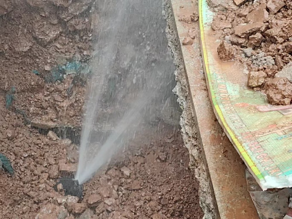 白云鄂博矿区消防水管漏水检测定点开挖